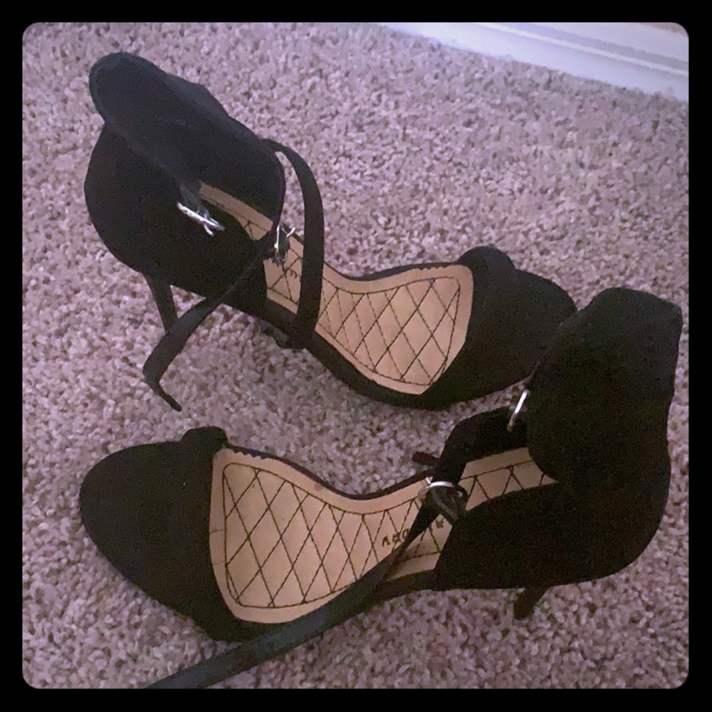 Chinese Laundry high heels